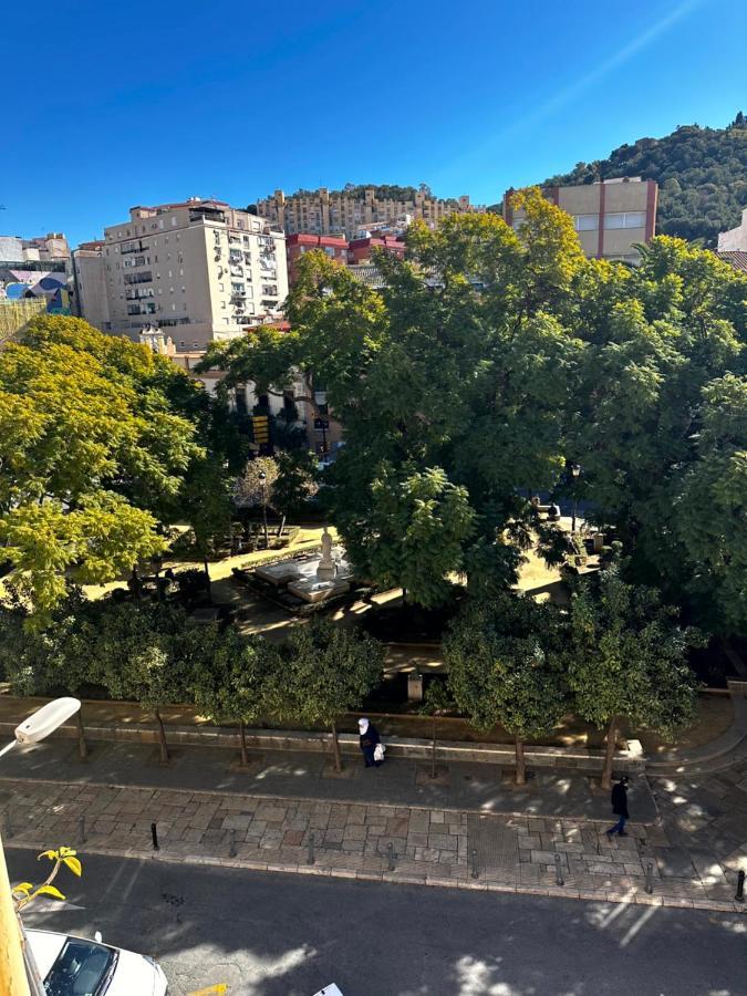 Plaza Victoria Apartments マラガ エクステリア 写真